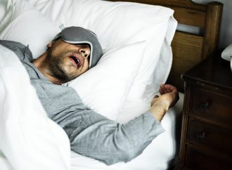 4 tips for a snore-worthy sleep every night
